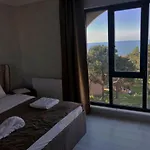 Cerrahpasa Апарт-отель 3*